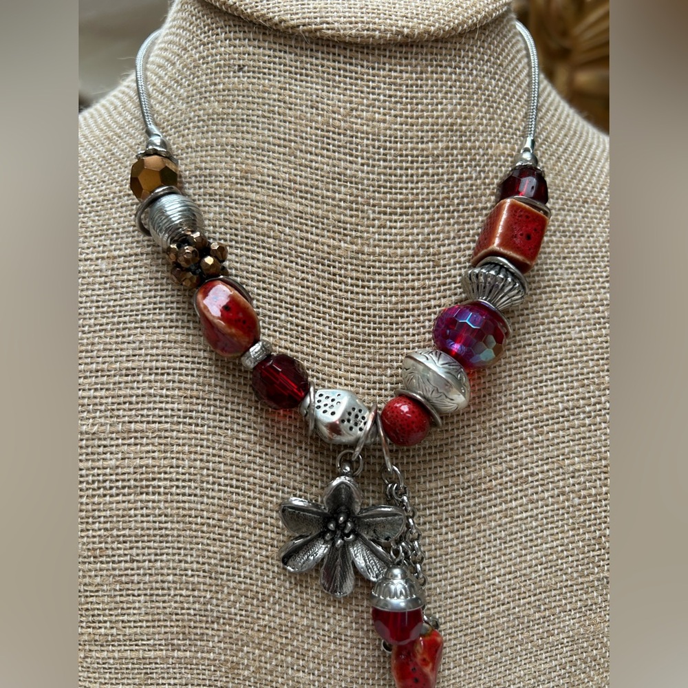 Pretty red/silver beaded necklace, adjustable 11”